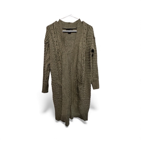Tahari Sweaters - Tahari Olive Cable Knit Open Long Cardigan Size Small